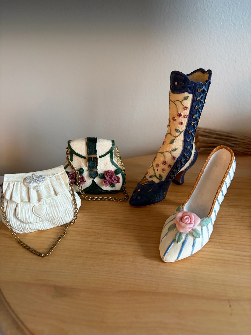 Vintage Decorative shoe and purse Figurine Set of 4